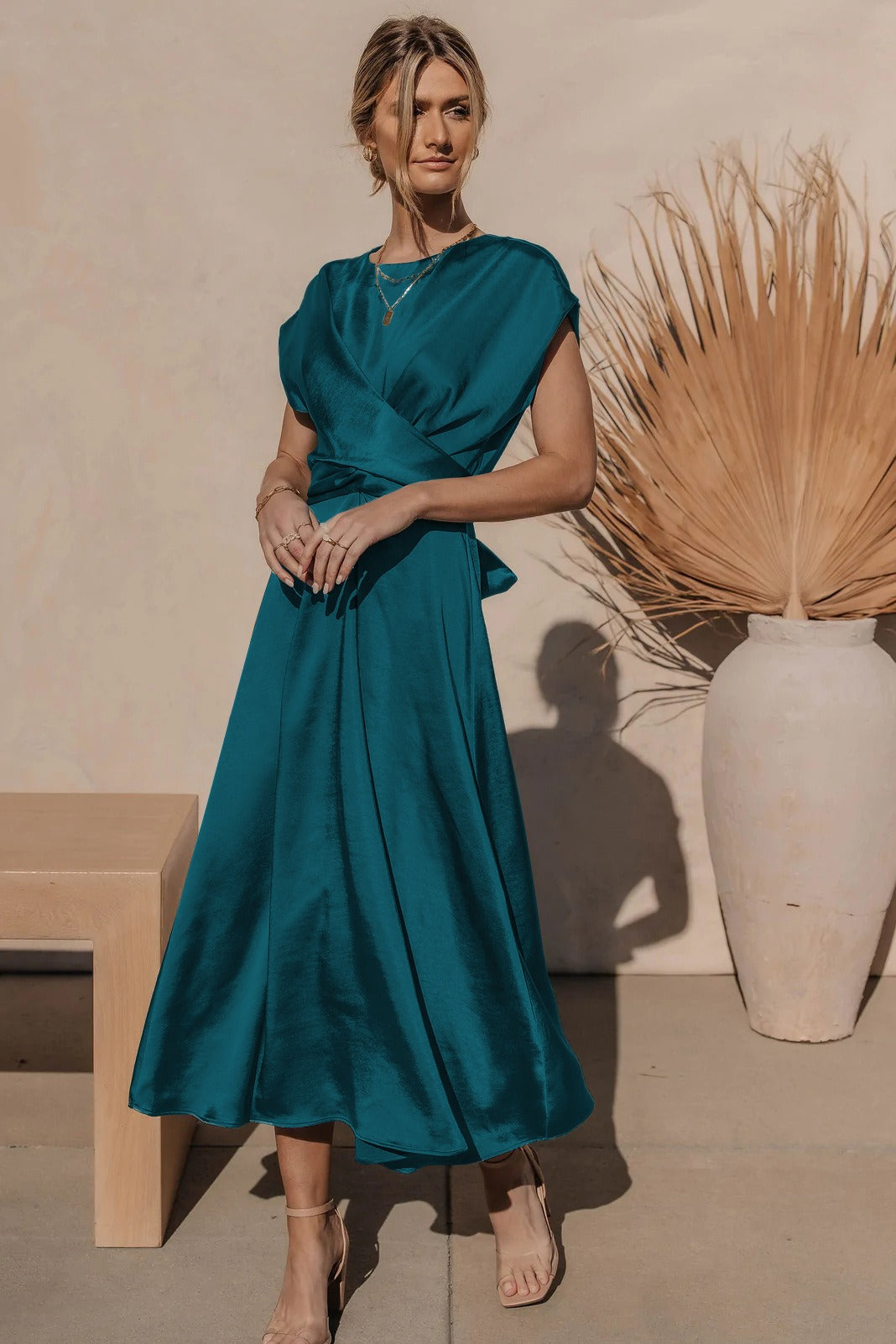 Abito Midi Elegante e Stile per Donna | Emily